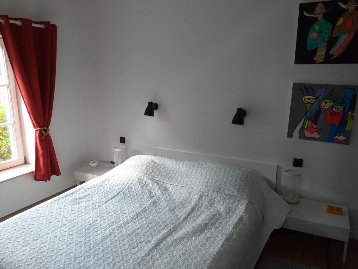 Maison De Vacances, Gite "Le Vieux Logis" A 普罗丰德维耶 外观 照片