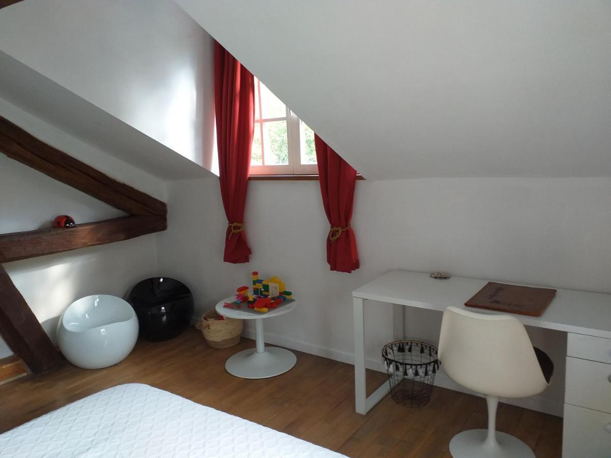 Maison De Vacances, Gite "Le Vieux Logis" A 普罗丰德维耶 外观 照片